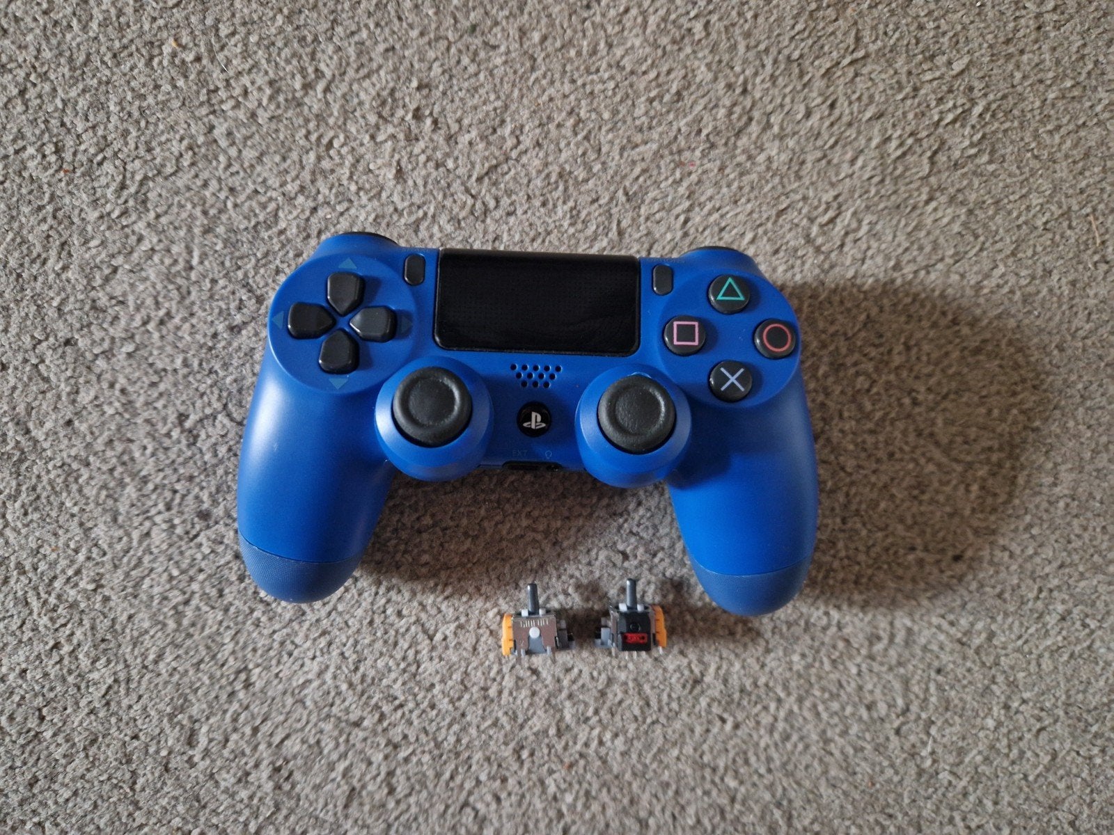 PS4 Controller met Hall Effect Joysticks - Blauw, Ophalen, Refurbished, Controller, PlayStation 4