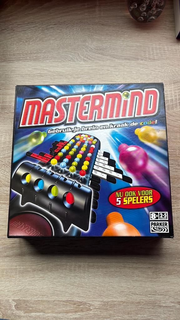 Mastermind 2-5 spelers 8 jaar en ouder, Hobby en Vrije tijd, Gezelschapsspellen | Bordspellen, Ophalen of Verzenden, Zo goed als nieuw