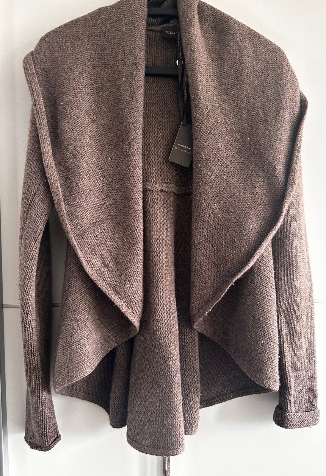 Repeat wollen/cashmere vest taupekleurig maat 36, Ophalen of Verzenden, Zo goed als nieuw, Maat 38/40 (M), Bruin