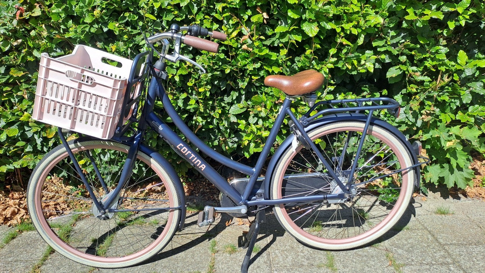 Cortina Damesfiets 1 jaar oud, Ophalen, Cortina U4 Transport, Versnellingen, 56 cm of meer