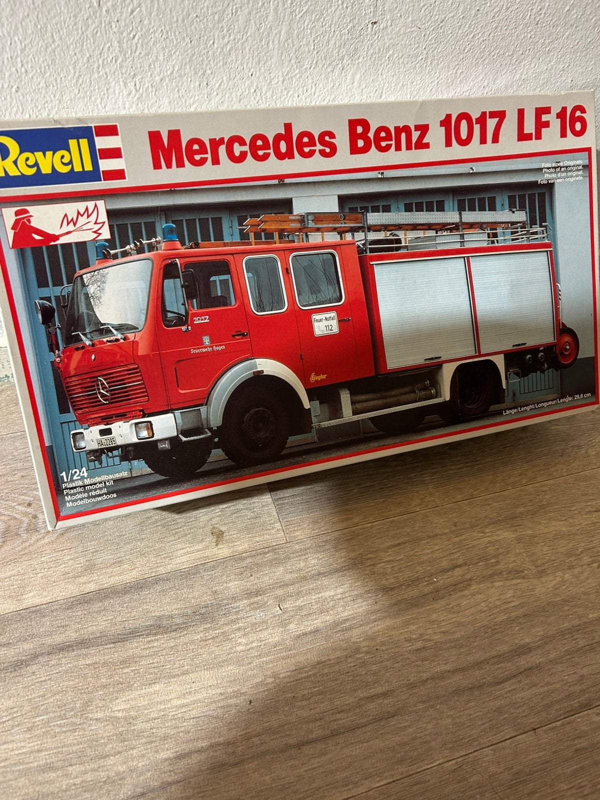 Revell 07460 mercedes benz 1017 lf16, Revell, Groter dan 1:32, Nieuw, Ophalen of Verzenden