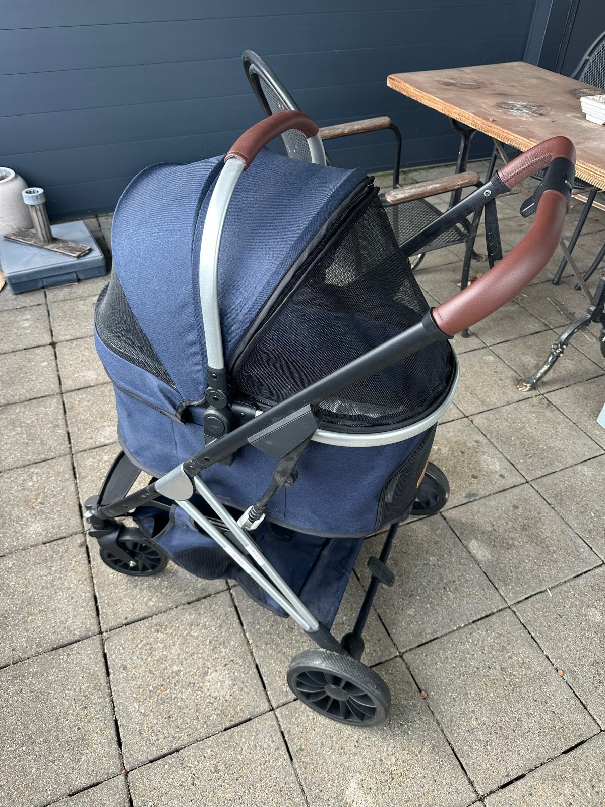 Hondenbuggy, Ophalen, Zo goed als nieuw