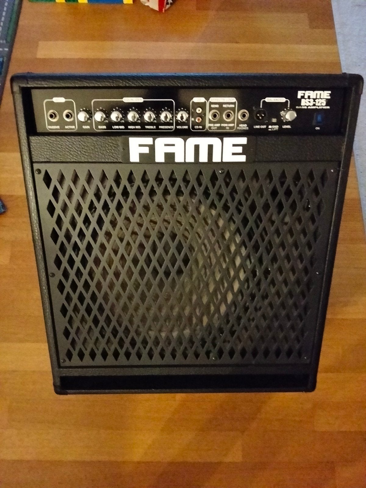 Fame BS3-125 Basgitaar Versterker 125 Watt, Ophalen, Gebruikt, Basgitaar, 100 watt of meer