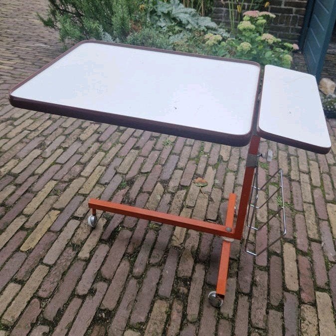 Vintage Bedleestafel Jaren '70 - Opklapbaar, Gebruikt, 50 tot 100 cm, Ophalen of Verzenden, Nvt