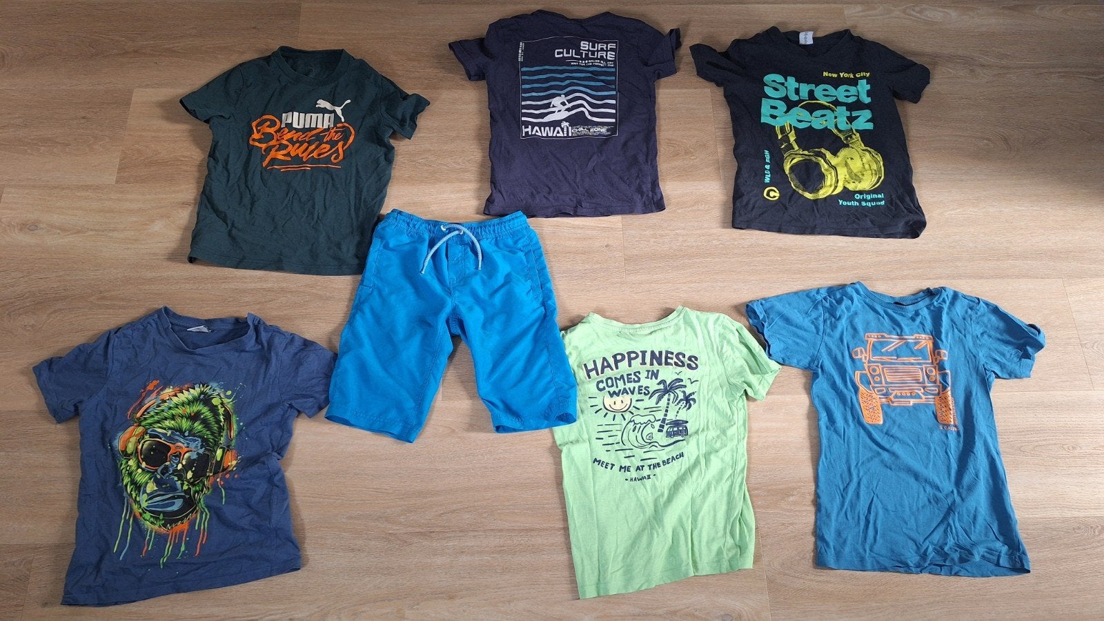 6 mooie shirts en 1 korte broek maat 134/140., Ophalen of Verzenden, Zo goed als nieuw, Maat 134