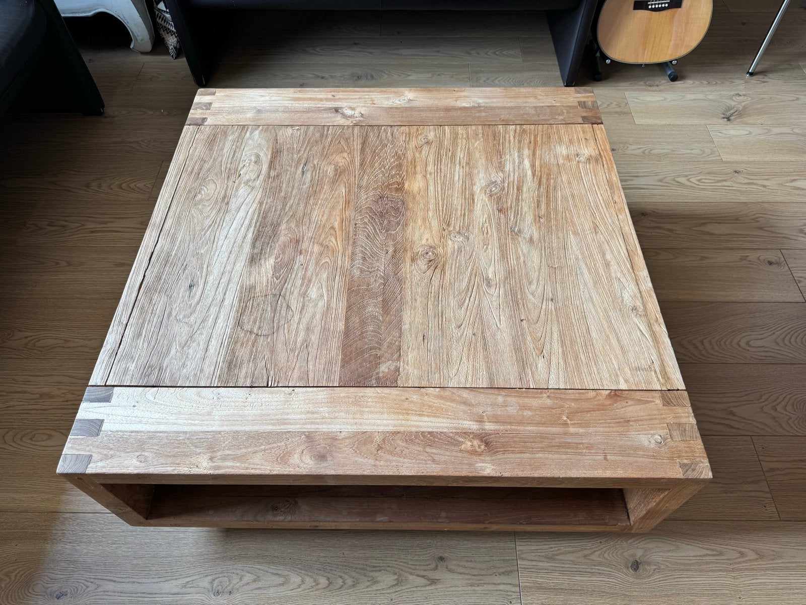 Robuuste houten salontafel 100x100x40 cm met wielen, Ophalen, Gebruikt, 100 tot 150 cm, Vierkant