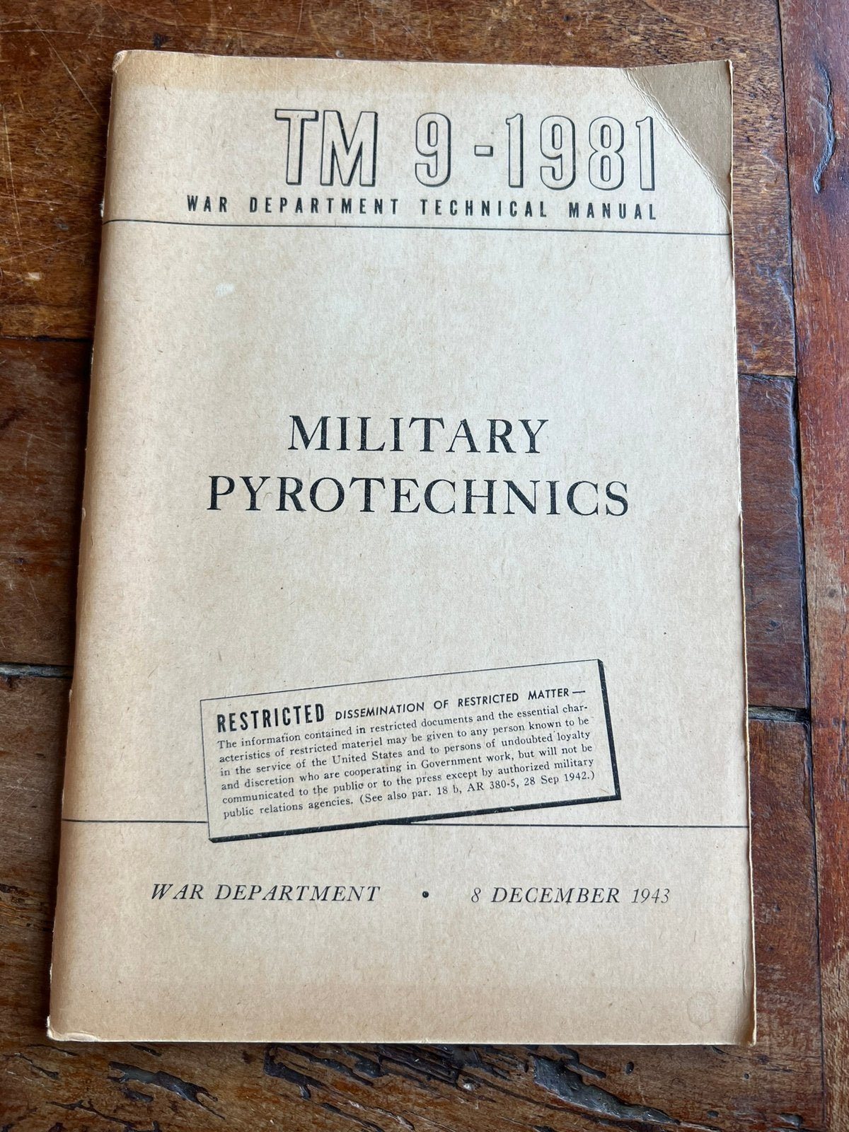 WO2 Amerikaans Lichtkogelpistool Seinpistool voorschrift, Amerika, Verzenden, Boek of Tijdschrift