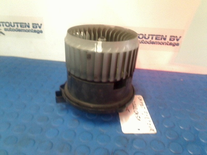 Kachel Ventilatormotor Smart Forfour (454) 2005 1736006902, Gebruikt, Smart Europe GmbH, Eu.corporateoffice@smart.com, Smart