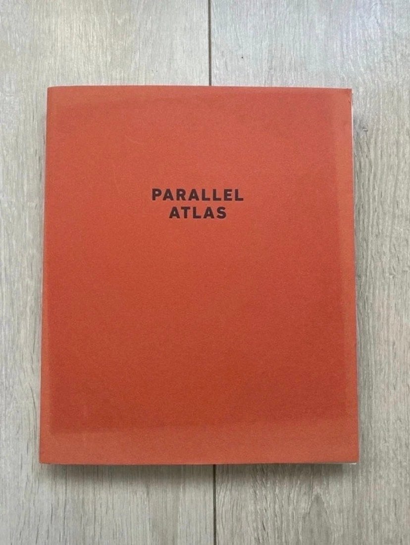 Parallel Atlas - Publicatie 3e cyclus Parallel Platform, Boeken, Ophalen of Verzenden, Gelezen, Fotografie algemeen