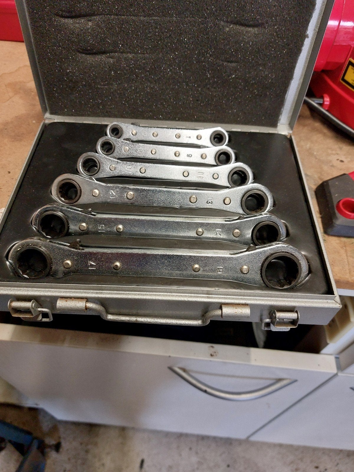 Ratelringsleutelset in metalen koffer, Ophalen, Gebruikt