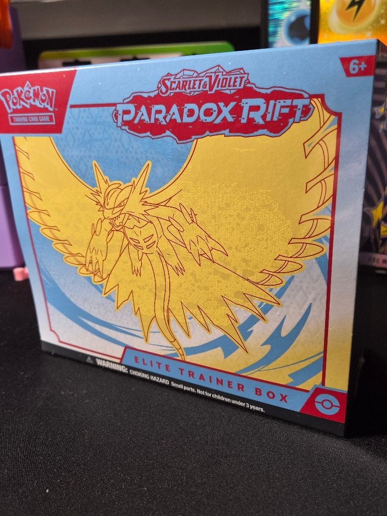 Pokémon Scarlet & Violet – Paradox Rift Elite Trainer Box, Ophalen of Verzenden, Nieuw, Overige typen