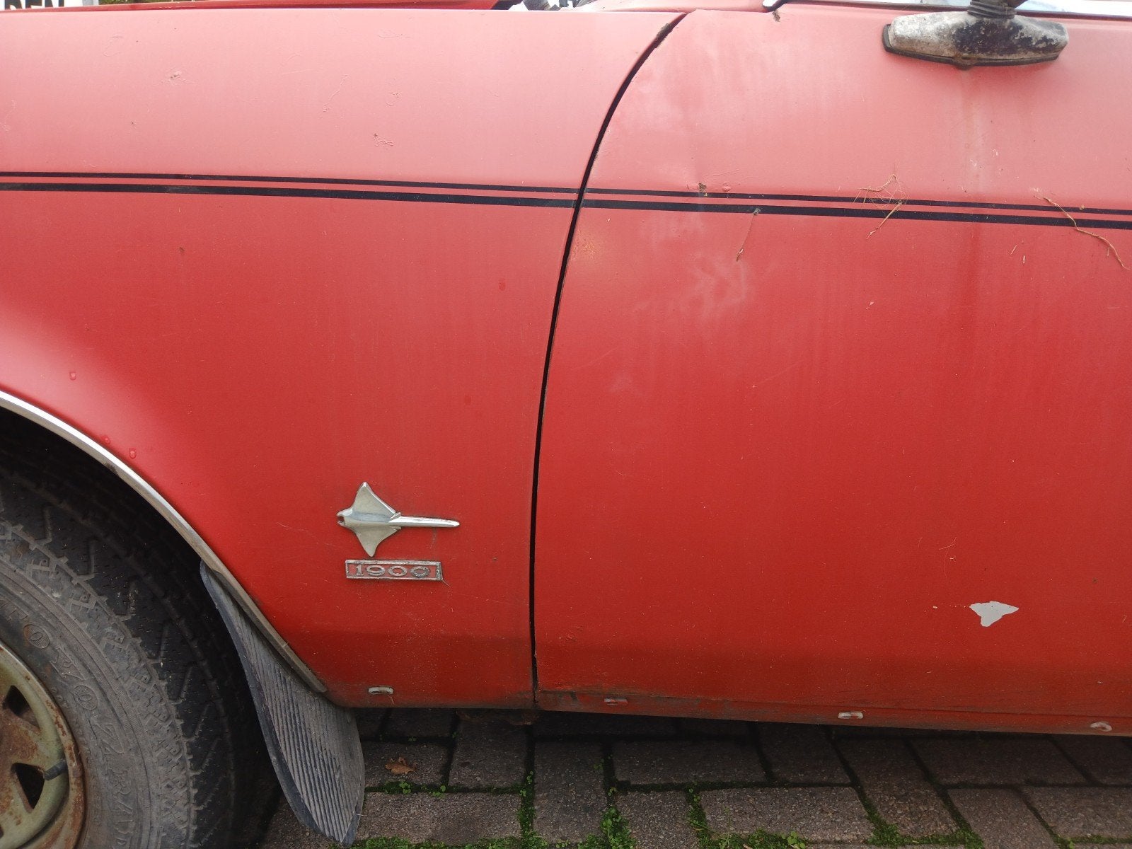 Opel Manta 1900, foto 2