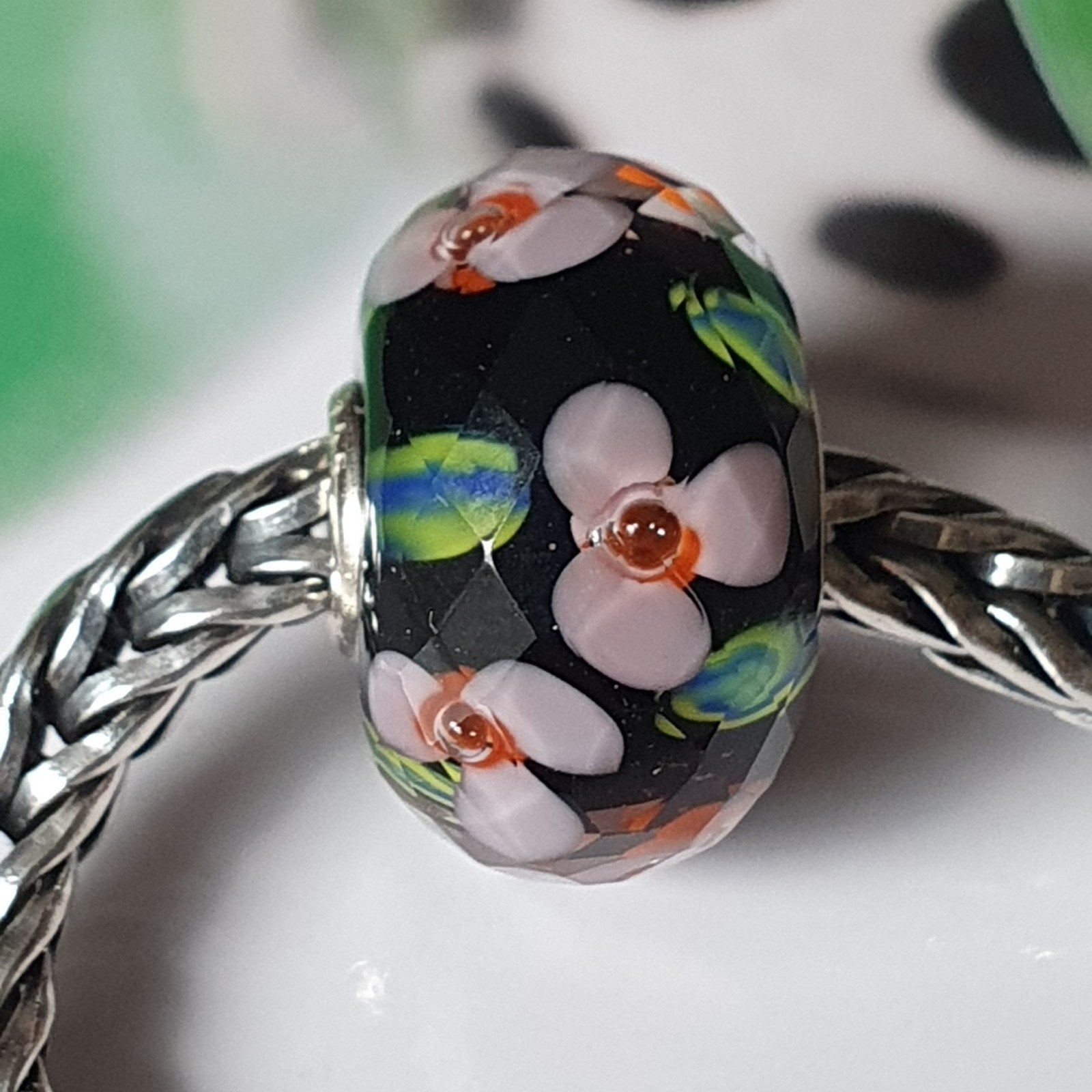 Een Prachtge Bloemen Facet Van Trollbeads, Sieraden, Tassen en Uiterlijk, Bedels, Glas of Kristal, Nieuw, Ophalen of Verzenden