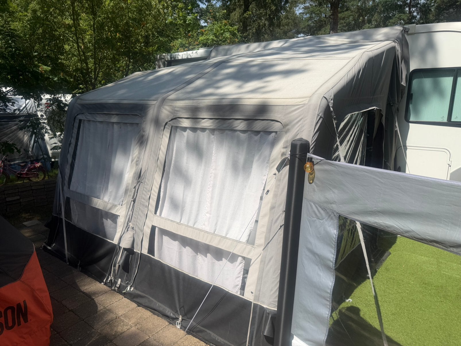 Voortent Camper (kun je laten staan met weg rijden), Ophalen, Gebruikt, Kampa Dometic