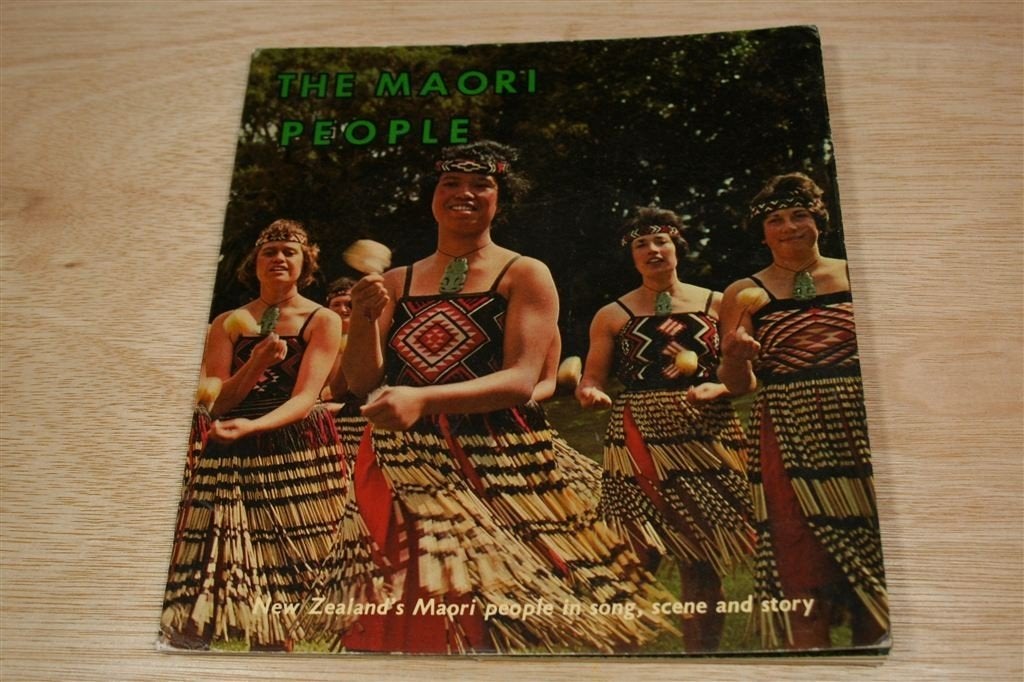 De Maori Zeeland [1960] — Zang, Beeld & Verhaal [met EP], Boeken, Ophalen of Verzenden, Gelezen, Azië