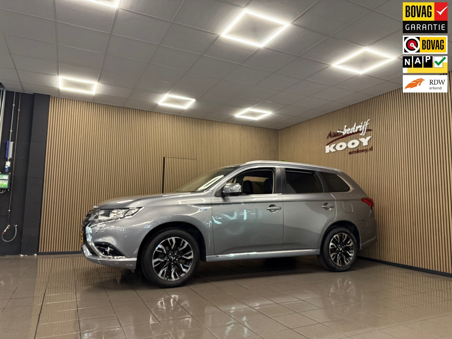 Mitsubishi Outlander 2.0 PHEV Executive Edition * Stoelverwa, Auto's, Mitsubishi, 1998 cc, Euro 6, 4 cilinders, 1820 kg