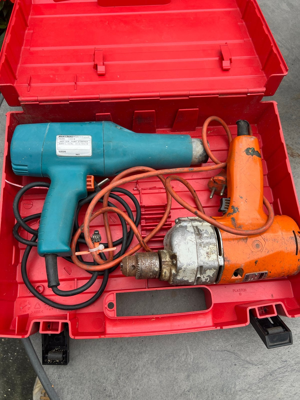 Black & Decker Boormachine en Heteluchtpistool Set, Ophalen of Verzenden, Gebruikt, 400 tot 600 watt, Boormachine