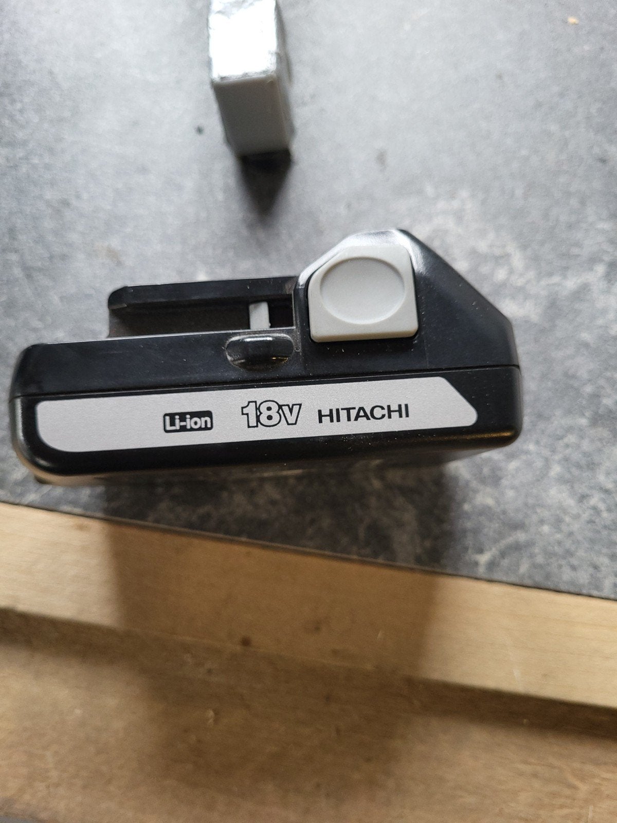 Nieuwe Hitachi 18V Li-ion Accu BSL1815 (1.5Ah 27Wh), Ophalen of Verzenden