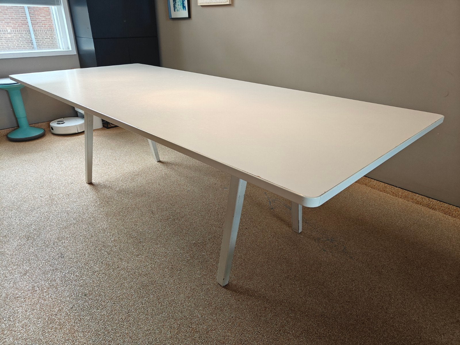 Vitra Tafel Wit 240 x 100 met verstelbare poten, Huis en Inrichting, Tafels | Eettafels, Ophalen, Gebruikt, 200 cm of meer, 50 tot 100 cm
