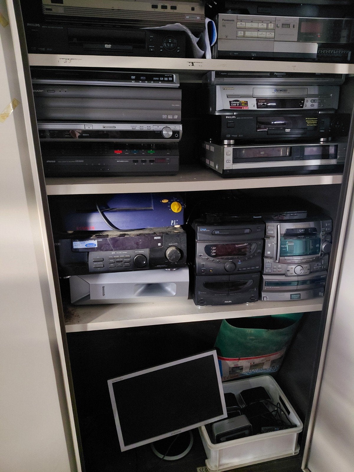 Diverse audio- en videoapparatuur, waaronder Sony en Philips, Gebruikt, Dvd-speler, Sony, Losse componenten