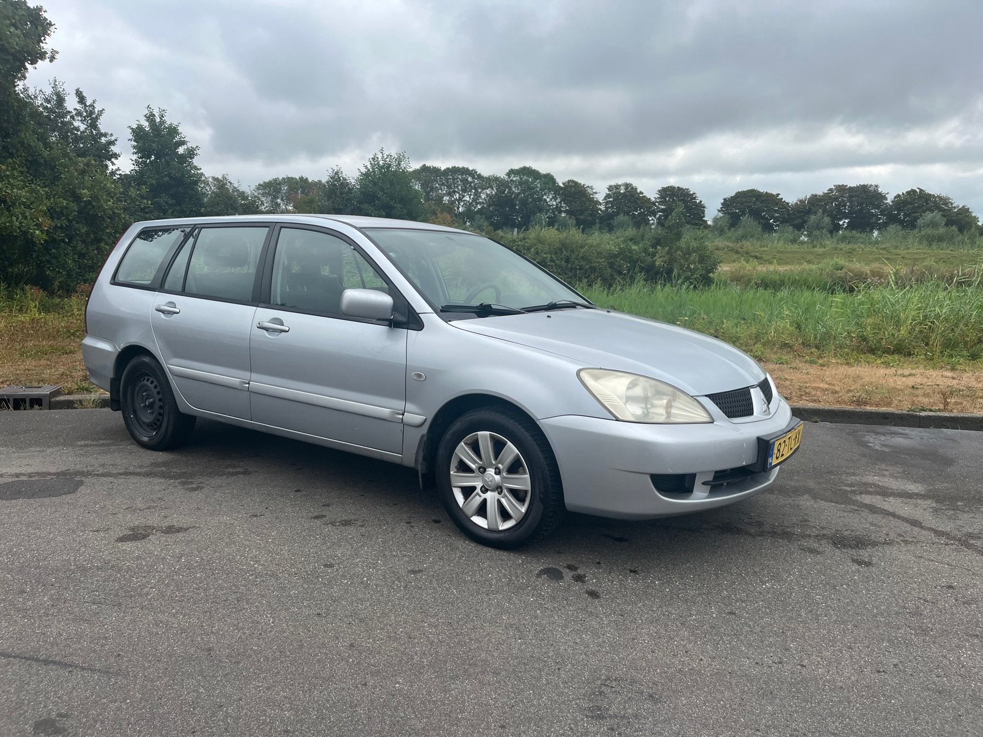 Mitsubishi Lancer Station Wagon 1.6 Inform BJ 2006 AIRCO, Auto's, Mitsubishi, Voorwielaandrijving, Gebruikt, 4 cilinders, Metallic lak