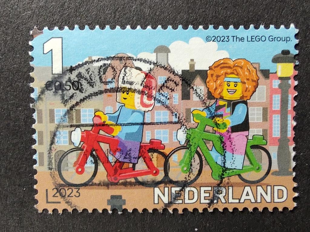 4148a Lego fietsen kinderzegel 2023, Postzegels en Munten, Ophalen of Verzenden