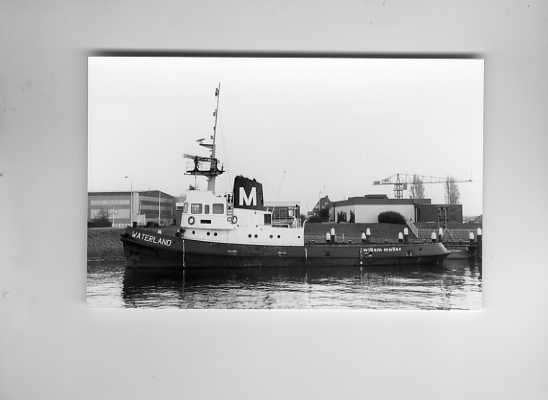 scheepvaart-foto-waterland, Ophalen of Verzenden, Zo goed als nieuw, Motorboot, Boek of Tijdschrift