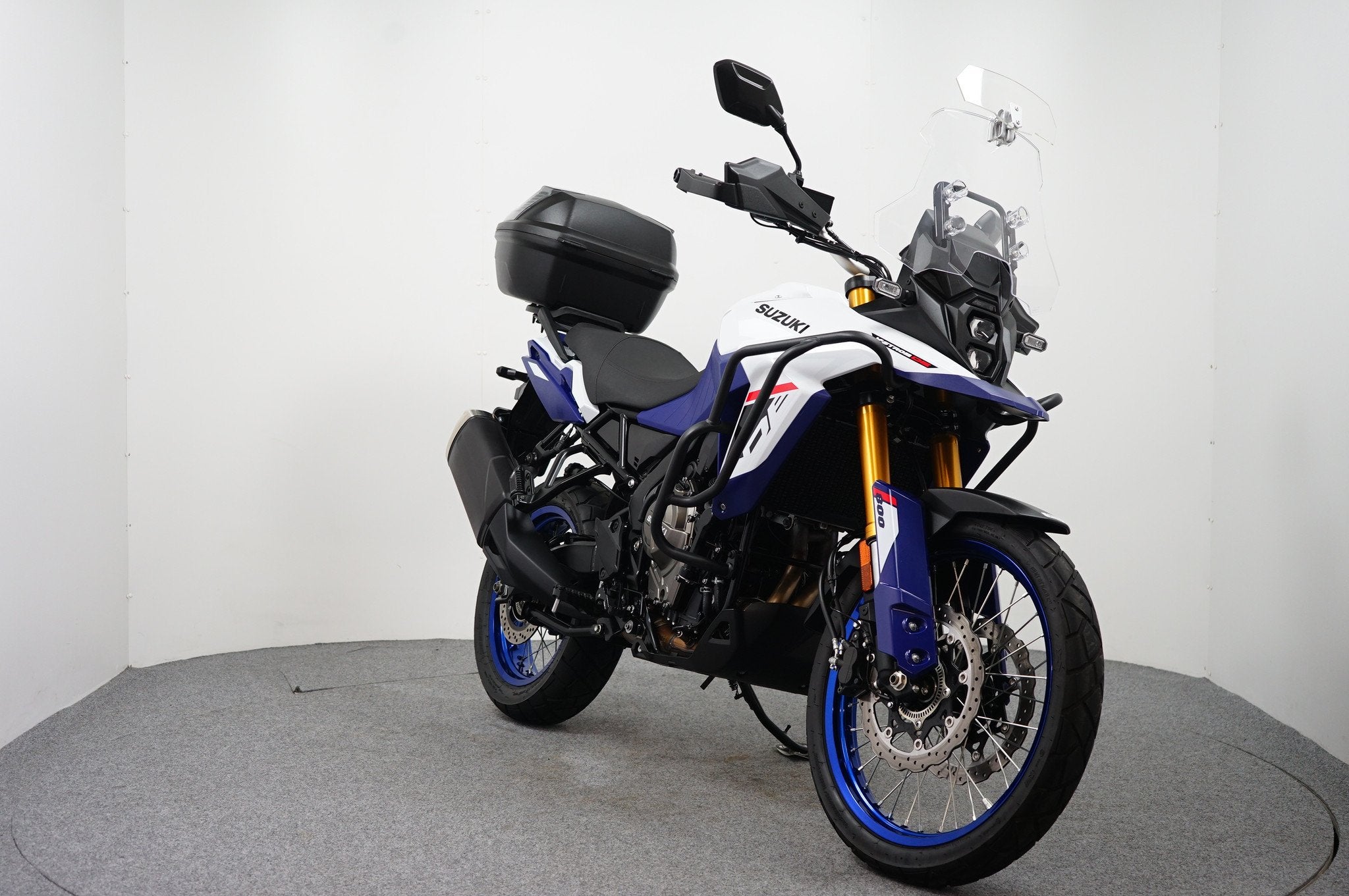 Suzuki V-STROM 800 DE (bj 2025), Bedrijf, Meer dan 35 kW, Overig, LED Verlichting