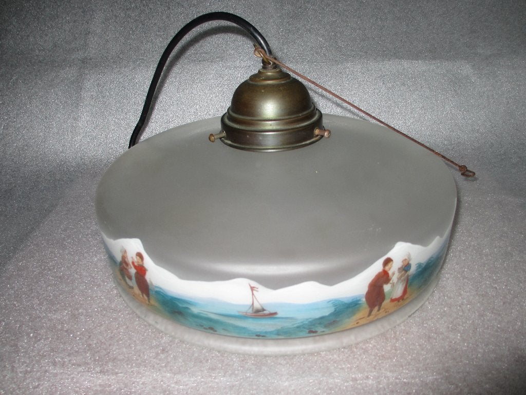 Aparte Oude Hanglamp met Leuke Afbeeldingen, Antiek en Kunst, Antiek | Lampen, Ophalen of Verzenden