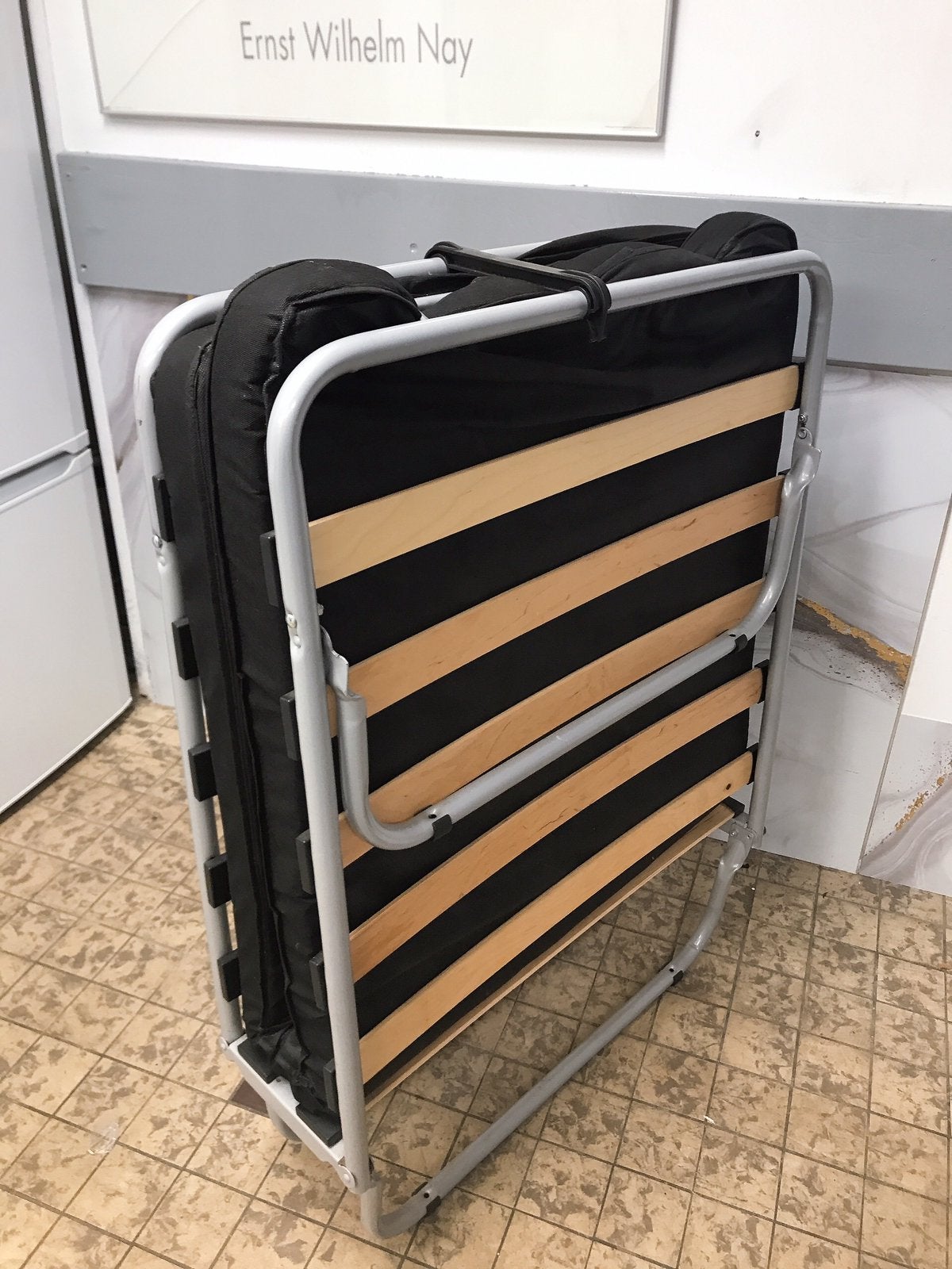 Logeren opklapbare bed 80X190 cm Zo Goed Als nieuw, Huis en Inrichting, Ophalen of Verzenden, Zo goed als nieuw, Eenpersoons, 90 cm