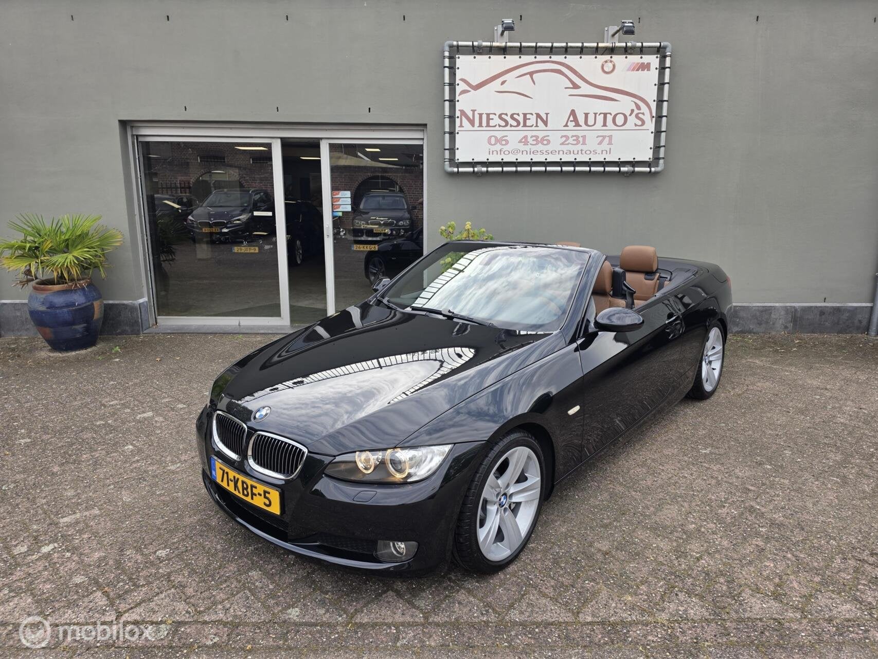 BMW 3-serie E93 Cabrio 330i High Executive, Auto's, BMW, Achterwielaandrijving, Cabriolet, 4 stoelen, 1695 kg