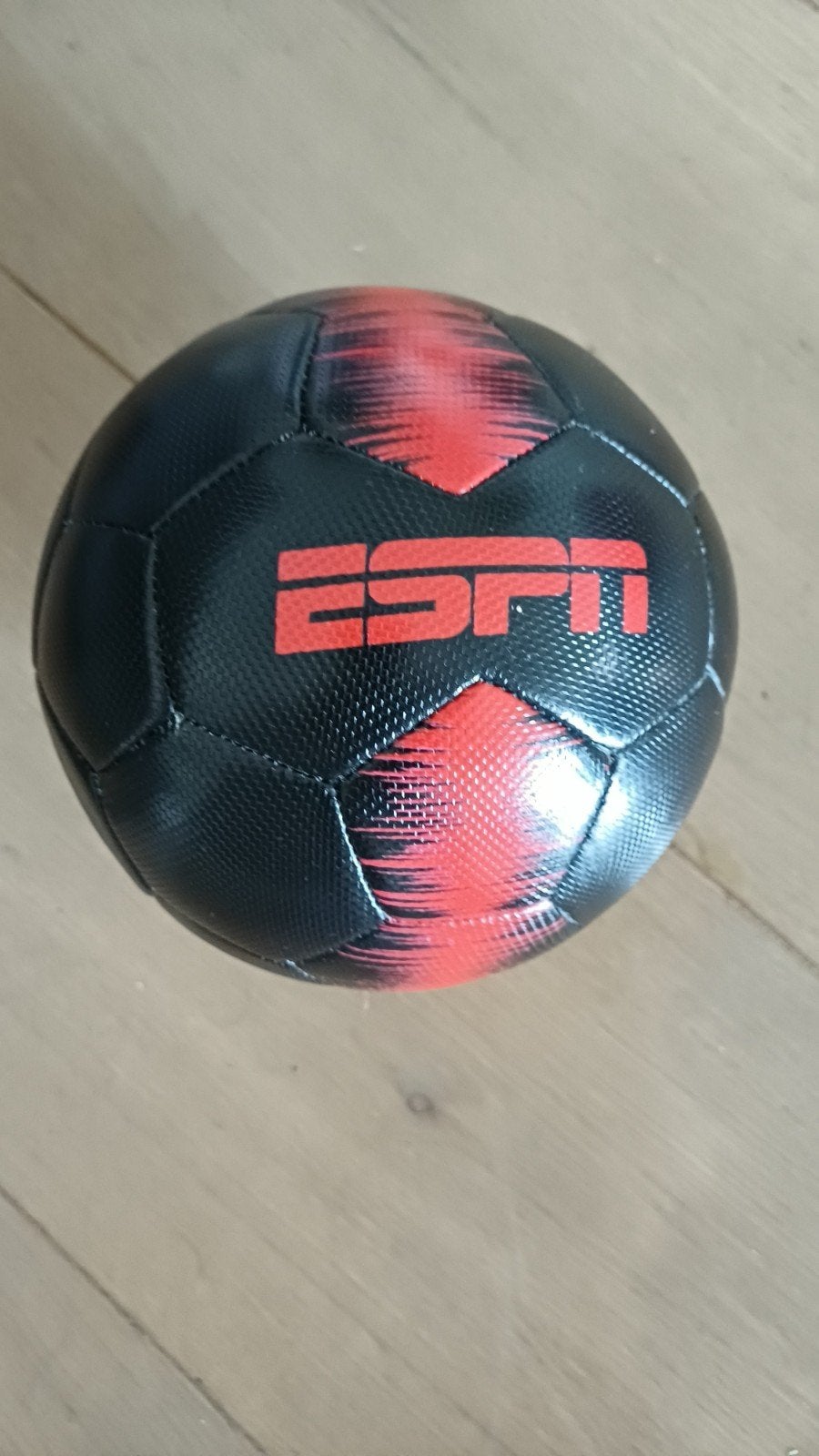 Zwarte en rode ESPN voetbal, Ophalen of Verzenden