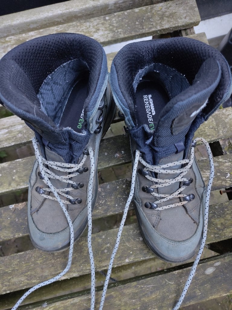 Lowa renegade gore-tex maat 39/40, Sport en Fitness, Bergsport en Wandelen, Ophalen, Zo goed als nieuw, Schoenen