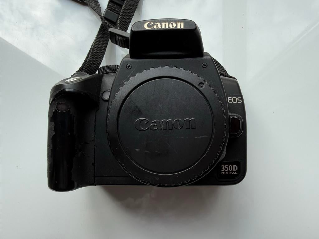 Canon EOS 350D Digitale Spiegelreflexcamera met Oplader, Spiegelreflex, Canon, Ophalen of Verzenden, Zo goed als nieuw
