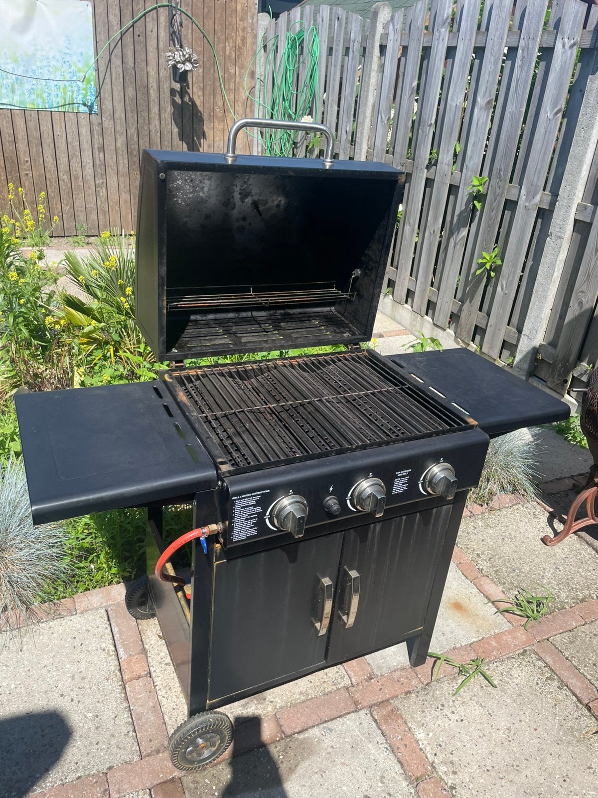 Tekoop gas barbecue zie foto, Ophalen, Gebruikt