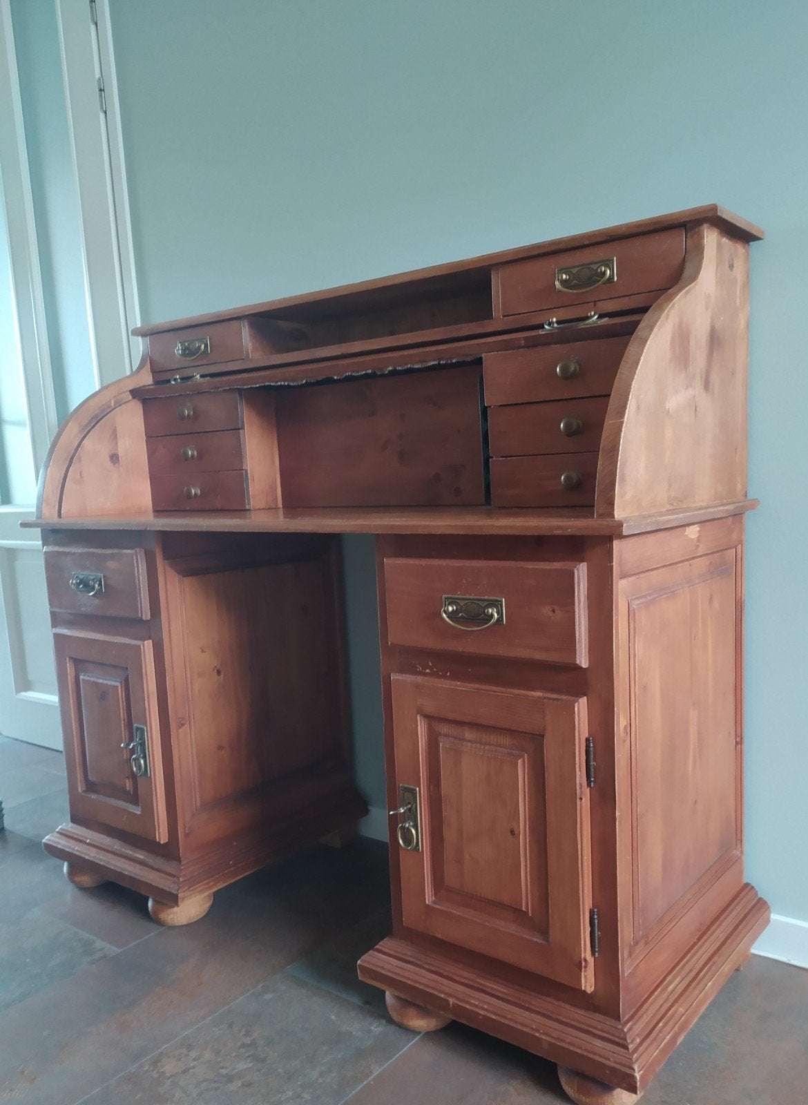 Klassiek houten secretaire bureau met rolluik (tot 22-7), Met lades, Gebruikt, Hout, Secretaire