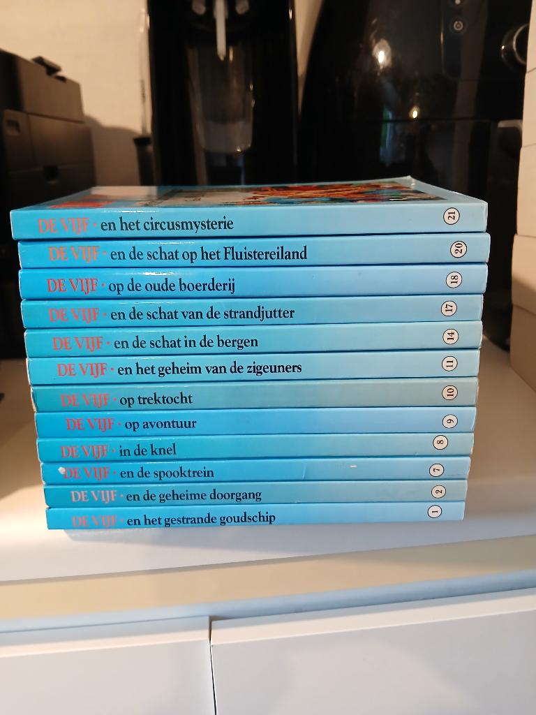 12 boeken van Enid Blyton - De Vijf met blauwe voorkanten, Ophalen of Verzenden, Zo goed als nieuw, Enid Blyton