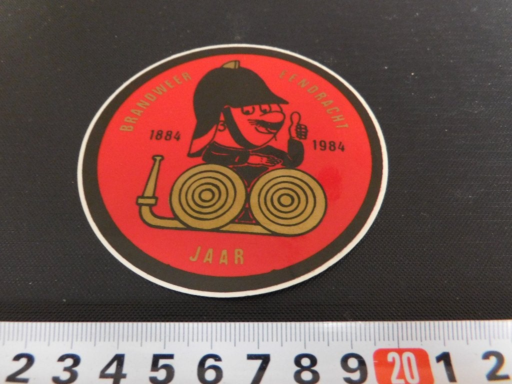 sticker Brandweer Eendracht 1884 - 1984 100 jaar, Verzamelen, Ophalen, Zo goed als nieuw