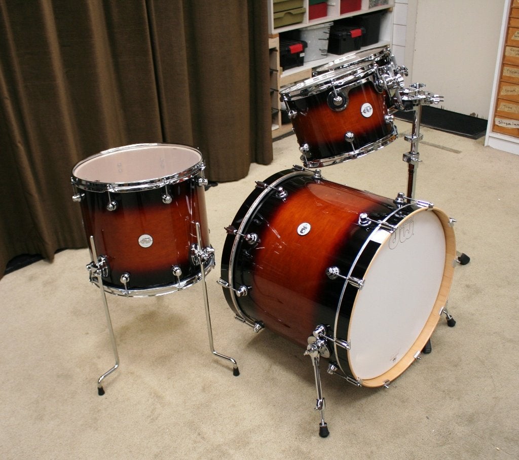 drumstel: DW design series maple tabacco burst 22/10/12/16, Zo goed als nieuw, Jouwdrumstel@gmail.com, Ophalen, Overige merken