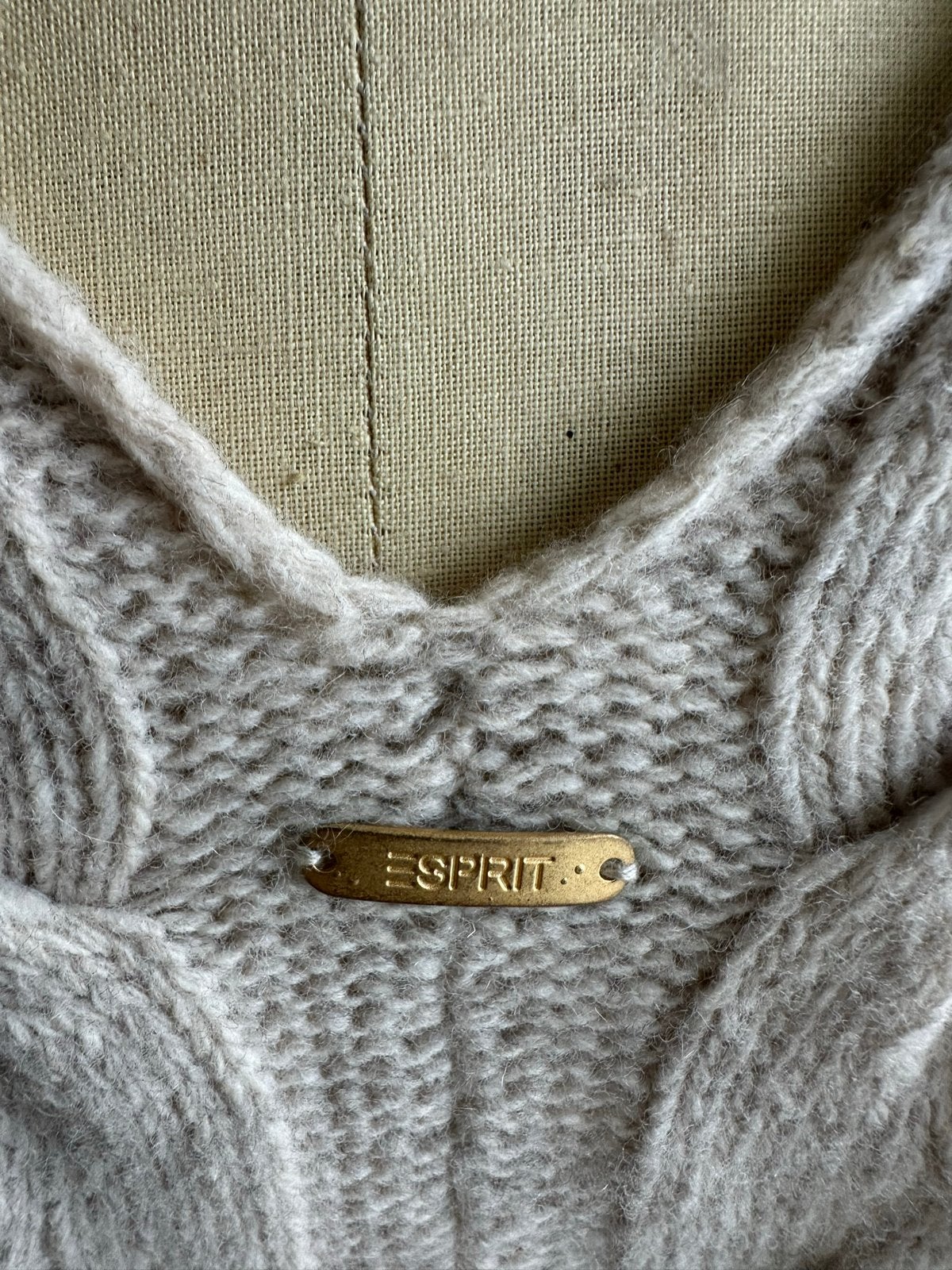 Esprit wollen poncho wolwit, weinig gedragen, Ophalen of Verzenden, Zo goed als nieuw, Maat 42/44 (L), Beige