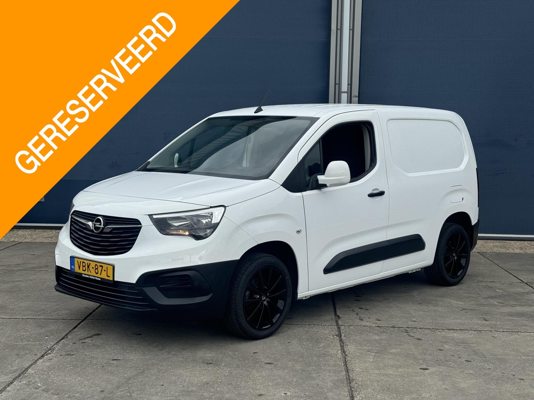 Opel Combo 1.5D L1H1 Edition AIRCO / CRUISE CONTROLE / EURO, Voorwielaandrijving, Stof, Gebruikt, 2500 kg