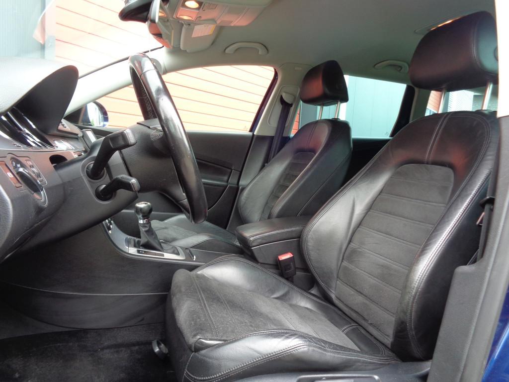 Volkswagen Passat Variant 2.0 FSI Highline Business 150PK Cl, Voorwielaandrijving, Gebruikt, 4 cilinders, Blauw