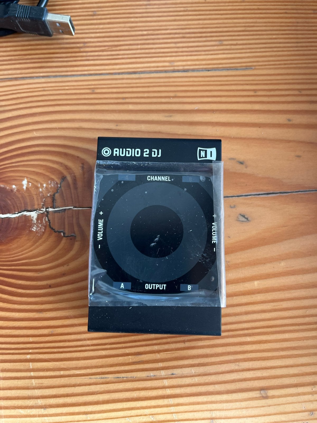 Native Instruments Audio 2 DJ - Compacte DJ Interface, Muziek en Instrumenten, Dj-sets en Draaitafels, Zo goed als nieuw, Dj-set