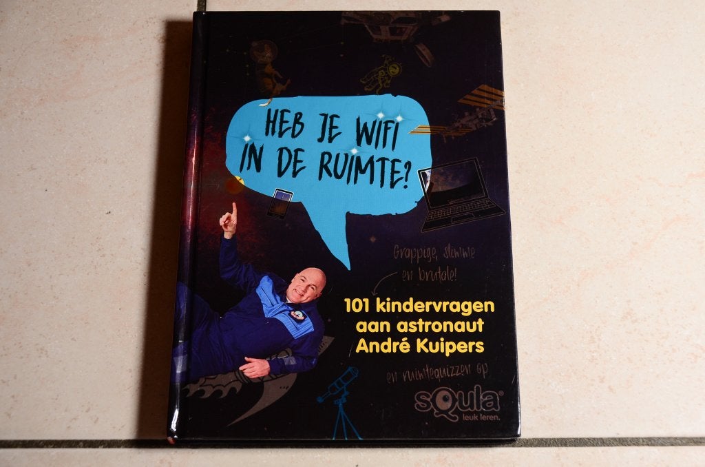Heb je wifi in de ruimte? 101 vragen astronaut André Kuipers, Ophalen of Verzenden, Zo goed als nieuw, Fictie algemeen