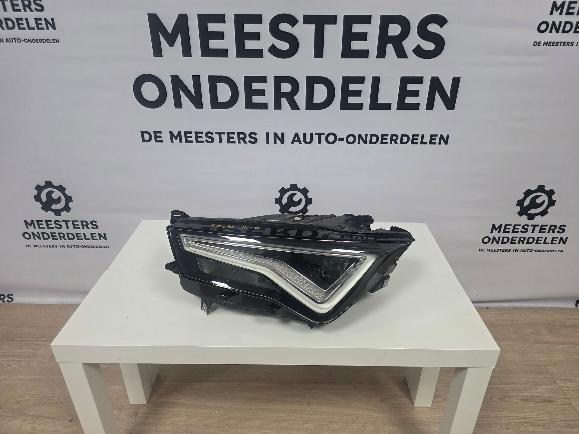 SEAT Ateca Facelift Full LED Koplamp Links 576941031B, Gebruikt, -, -, Ophalen of Verzenden