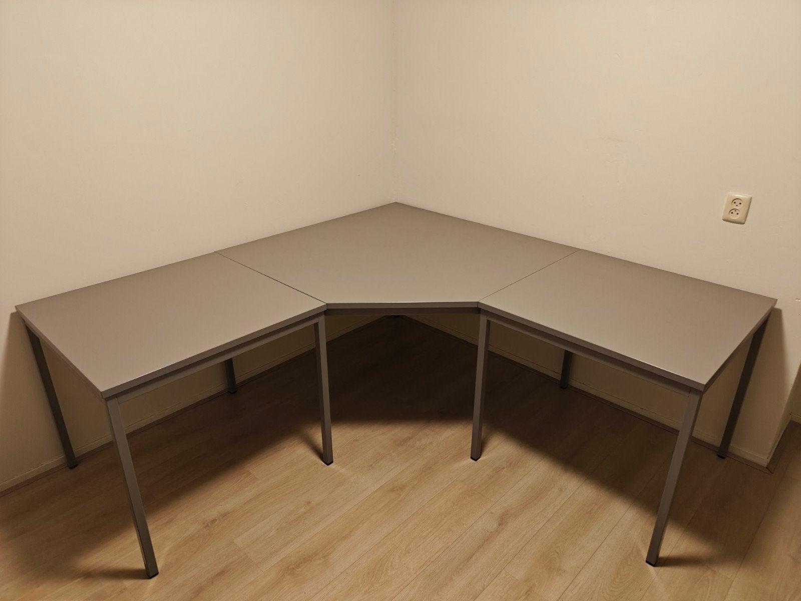 Groot professioneel hoekbureau 200x200cm, Huis en Inrichting, Bureaus, Demontabel, Metaal, Hoekbureau, Zo goed als nieuw