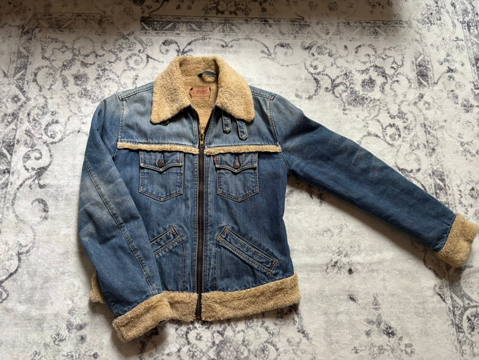 Gevoerde spijkerjas levi’s, Ophalen of Verzenden, Zo goed als nieuw, Blauw