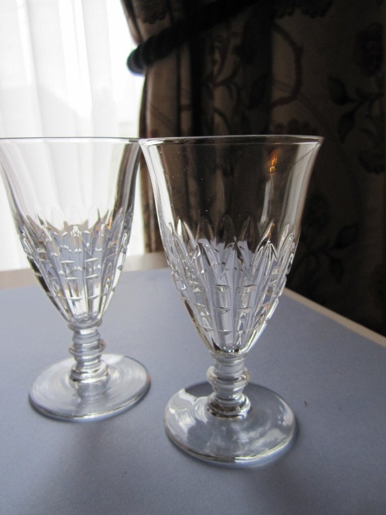 Twee mooie kristal portoglazen - geslepen fries, Ophalen of Verzenden