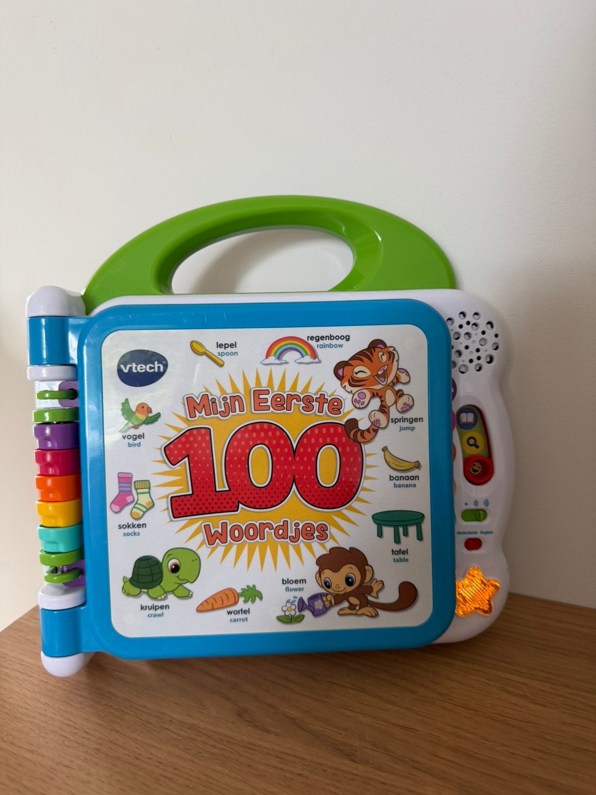 Vtech Boekje Mijn eerste 100 woordjes als nieuw, Kinderen en Baby's, Speelgoed | Vtech, Ophalen of Verzenden, Zo goed als nieuw