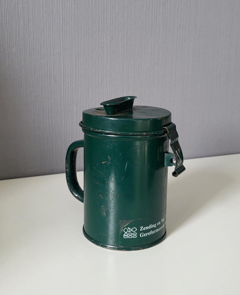 Kleine oude groene collectebus, Ophalen of Verzenden